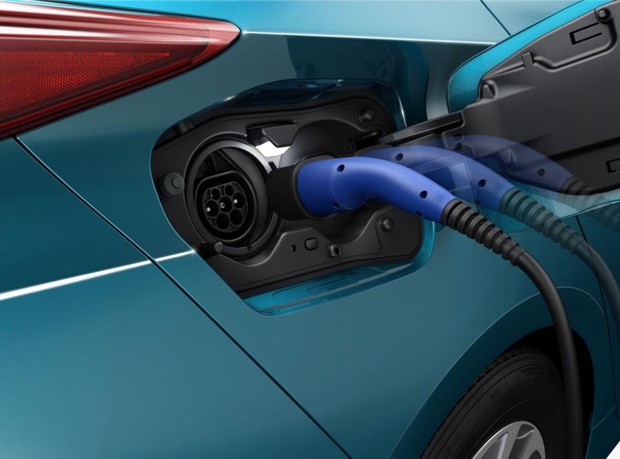 Детали экстерьера Toyota Prius Plug-in Hybrid 2016 года  (фото 99 из 187)